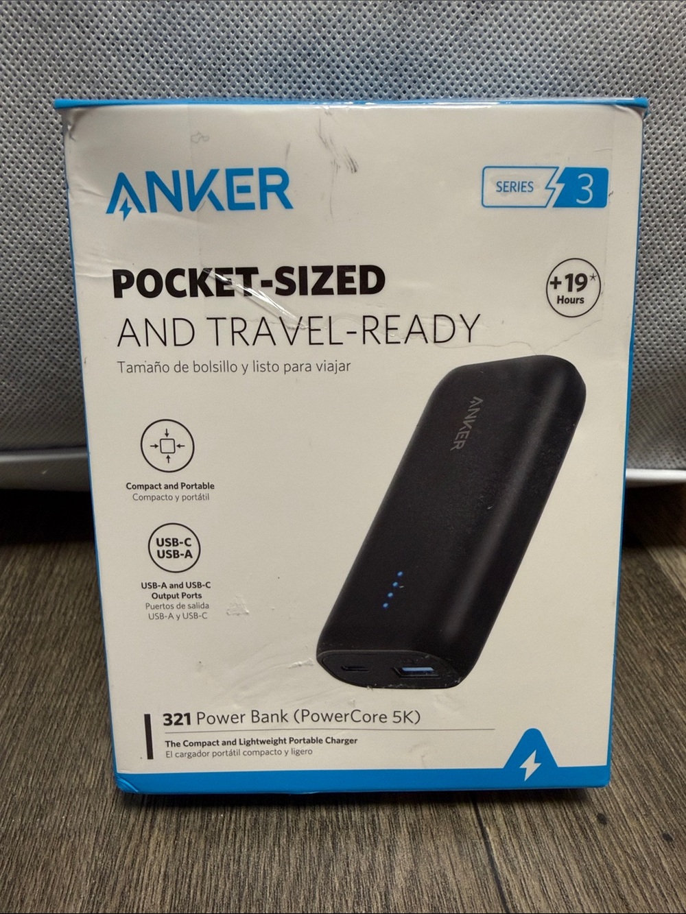 Anker 321 Powerbank pocket-sized and travel ready-black